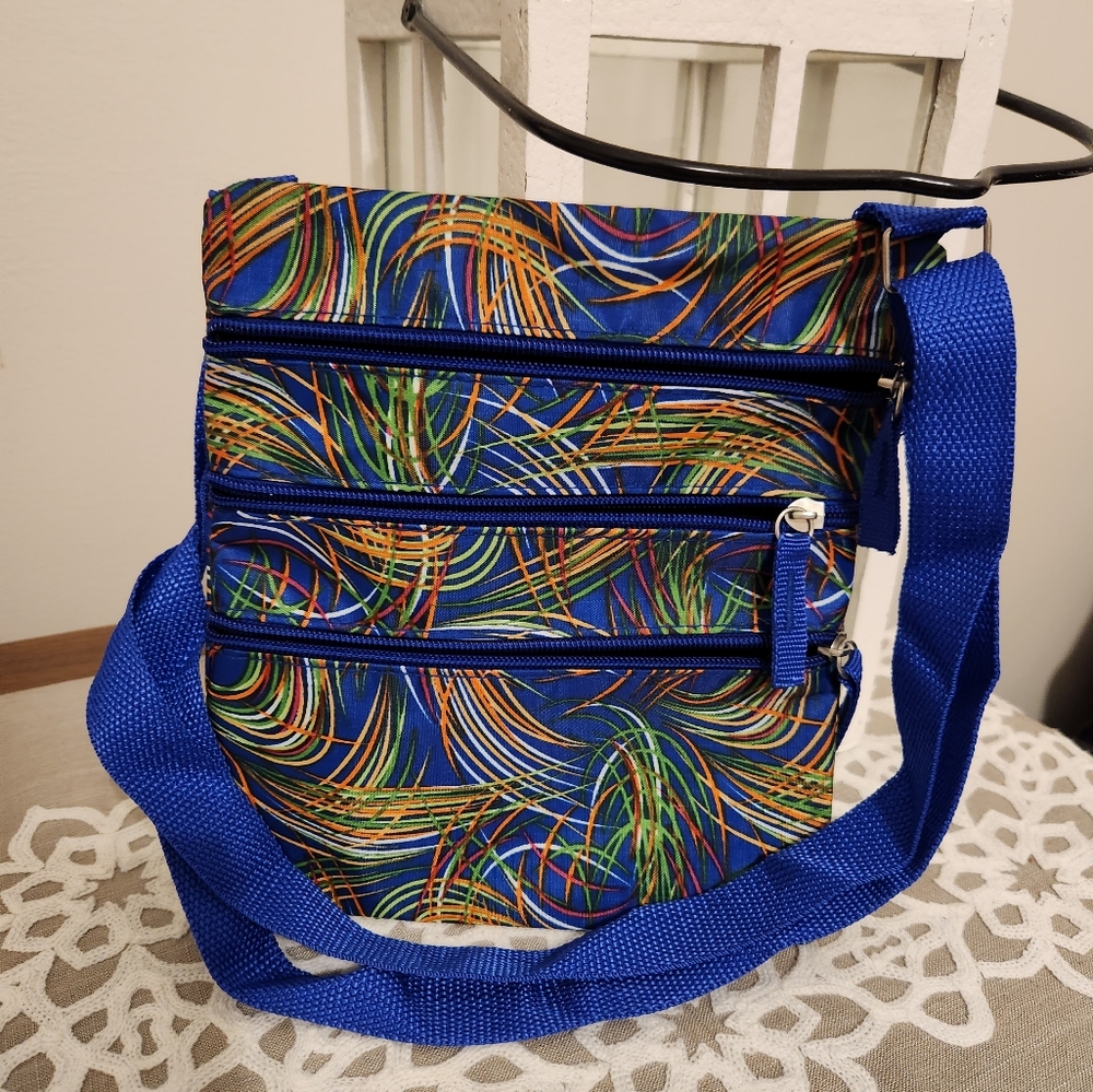 💥SALE💥ABSTRACT Design, Multi-Color Purse